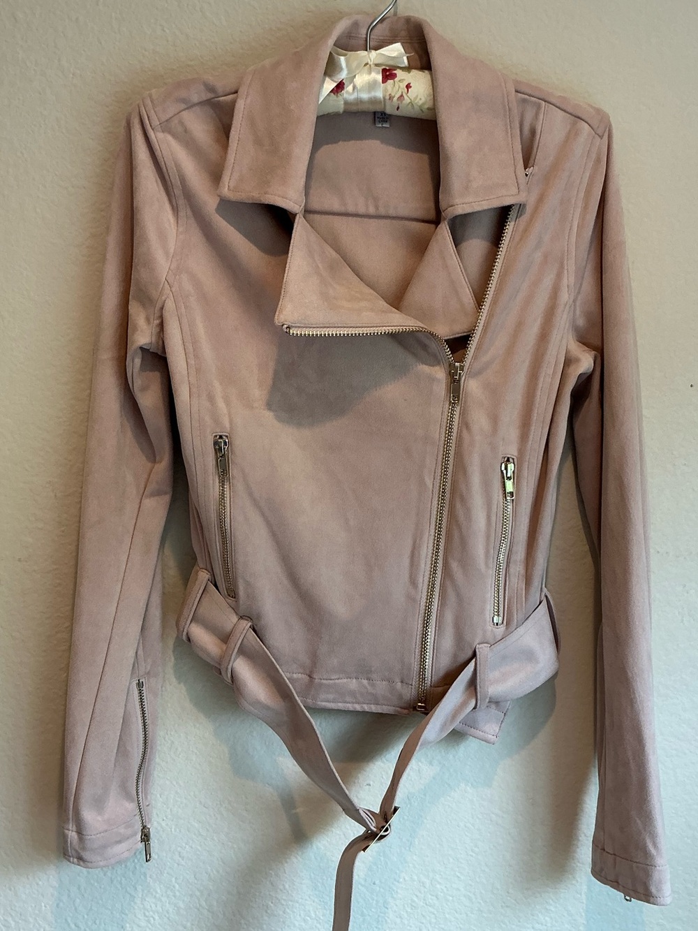 Jennifer Lopez Blush Pink Faux-Suede Moto Jacket with Belt EUC - size XS